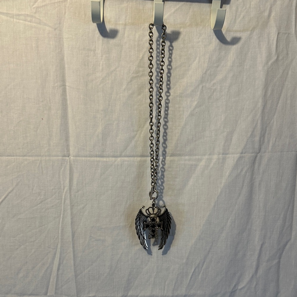 Silver Winged Pendant Necklace